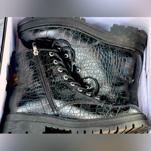 Nine West Piercy/Black Croco Boots NIB